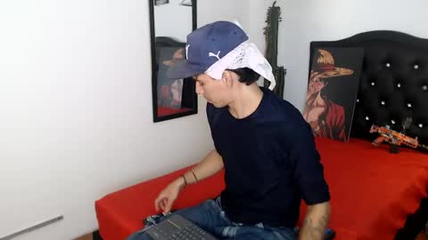 Snapshot of amethystshadow chatting on 05-09-26, 10:15 amethystshadow online show from 05-09-26, 10:15