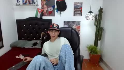 Snapshot of amethystshadow chatting on 07-01-26, 03:41 amethystshadow online show from 07-01-26, 03:41