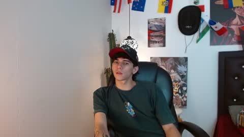 Snapshot of amethystshadow chatting on 07-05-26, 05:14 amethystshadow online show from 07-05-26, 05:14
