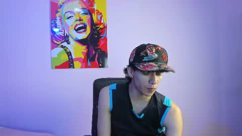 Snapshot of amethystshadow chatting on 07-10-26, 01:54 amethystshadow online show from 07-10-26, 01:54