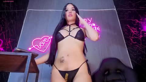 Snapshot of amgeline chatting on 06-01-26, 12:01 amgeline online show from 06-01-26, 12:01