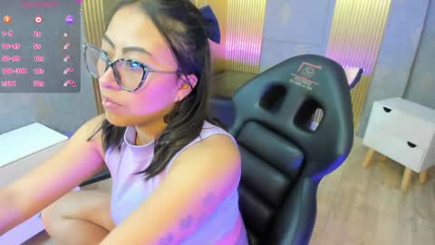 Snapshot of amhira_tay chatting on 05-22-26, 07:19 amhira_tay online show from 05-22-26, 07:19