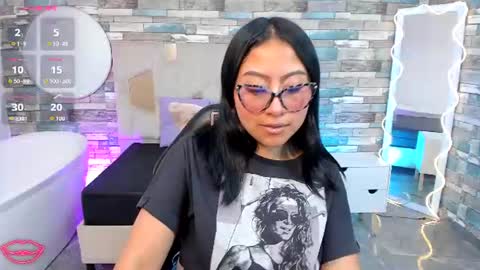 Snapshot of amhira_tay chatting on 07-06-26, 07:05 amhira_tay online show from 07-06-26, 07:05