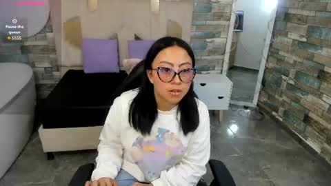 Snapshot of amhira_tay chatting on 07-14-26, 07:19 amhira_tay online show from 07-14-26, 07:19