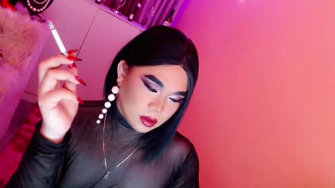 Queen Mireska online show from 01-13-25, 09:52