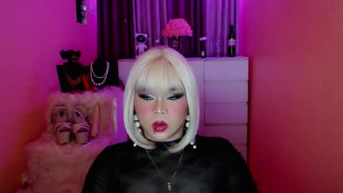 Queen Mireska online show from 01-20-25, 03:50