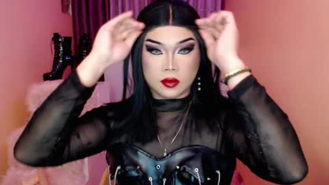 Queen Mireska online show from 10-05-25, 12:36