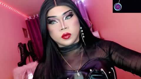 Queen Mireska online show from 11-06-25, 02:07