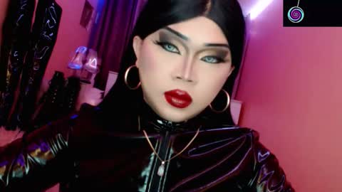 Queen Mireska online show from 03-23-26, 04:11