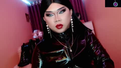 Queen Mireska online show from 06-04-26, 05:08