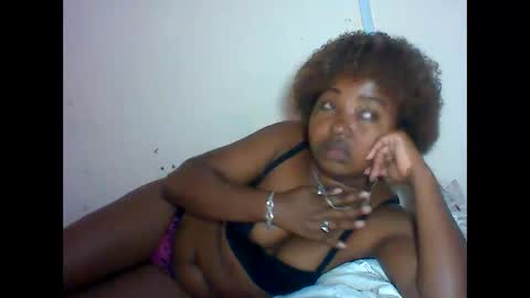 Snapshot of amielle_01 chatting on 04-15-26, 08:31 amielle_01 online show from 04-15-26, 08:31