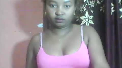 Snapshot of amielle_01 chatting on 05-03-26, 09:37 amielle_01 online show from 05-03-26, 09:37