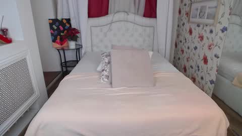 Ami online show from 12-23-24, 04:44