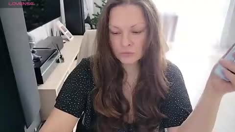 Mila online show from 06-17-26, 03:09