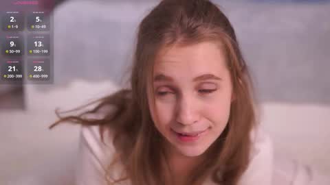 Snapshot of amillygil chatting on 11-28-25, 04:53 Emily online show from 11-28-25, 04:53