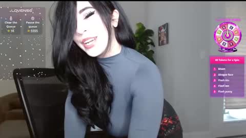 Snapshot of amilustxx chatting on 01-16-25, 03:46 amilust online show from 01-16-25, 03:46