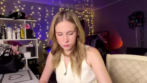 Amily online show from 03-15-26, 02:45