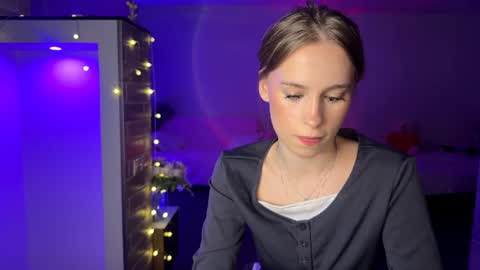 Amily online show from 06-27-26, 05:07