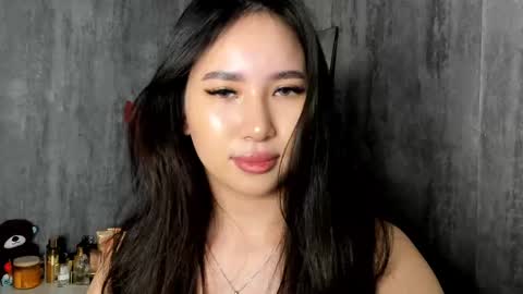 Snapshot of amina_artin chatting on 02-20-25, 01:08 Amina online show from 02-20-25, 01:08