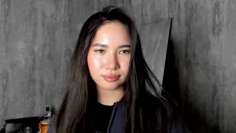 Snapshot of amina_artin chatting on 03-08-25, 07:42 Amina online show from 03-08-25, 07:42