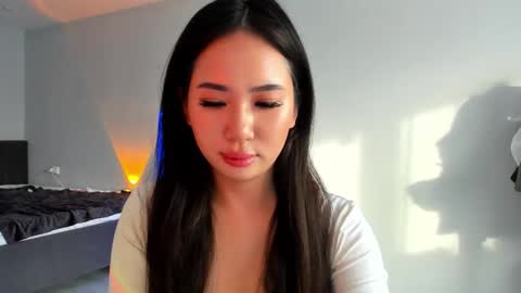 Snapshot of amina_artin chatting on 02-15-26, 10:47 Amina online show from 02-15-26, 10:47