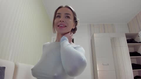 Kristina online show from 12-18-25, 01:55