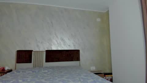 Snapshot of amiraanne chatting on 07-18-26, 06:34 AmiraAnne online show from 07-18-26, 06:34