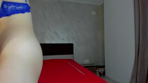 Snapshot of amiraanne chatting on 07-22-26, 06:43 AmiraAnne online show from 07-22-26, 06:43