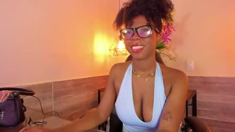 amirajones online show from 06-19-26, 08:45