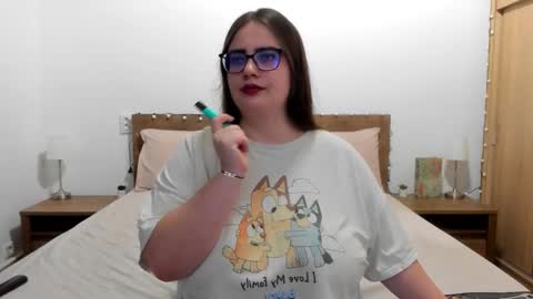 Snapshot of amiravyxen chatting on 02-15-26, 08:49 Amira Vyxen online show from 02-15-26, 08:49