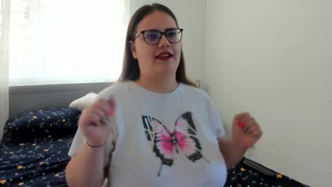Snapshot of amiravyxen chatting on 05-29-26, 07:39 Amira Vyxen online show from 05-29-26, 07:39