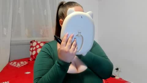 Snapshot of amiravyxen chatting on 06-06-26, 07:29 Amira Vyxen online show from 06-06-26, 07:29