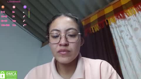 Snapshot of amitlu_ chatting on 05-21-26, 10:33 amitlu_ online show from 05-21-26, 10:33