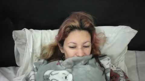 Snapshot of ammber3 chatting on 12-27-24, 11:39 Paula D online show from 12-27-24, 11:39