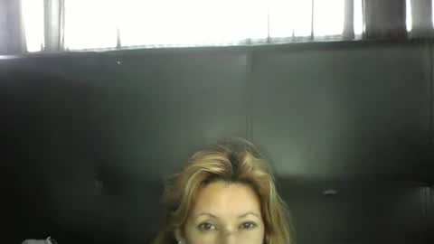 Snapshot of ammber3 chatting on 10-14-25, 11:33 Paula D online show from 10-14-25, 11:33