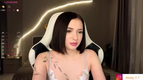 Snapshot of ammy_cumwme chatting on 11-14-25, 10:14 Ammy dont forget to thumbs up me online show from 11-14-25, 10:14