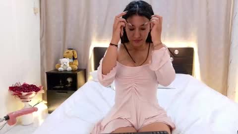 Snapshot of ammy_larson_18 chatting on 03-16-26, 05:44 online show from 03-16-26, 05:44