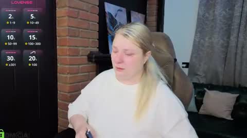 Ammy Soon online show from 06-27-26, 01:21