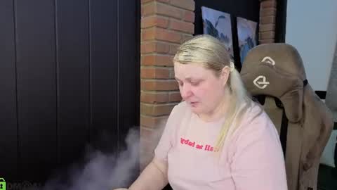 Ammy Soon online show from 06-29-26, 01:23
