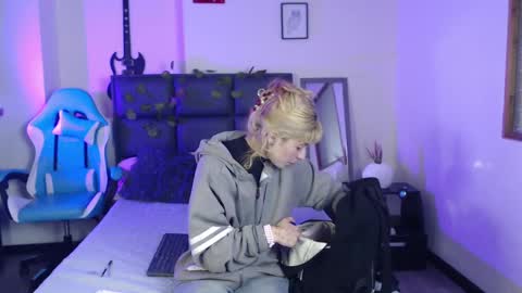 Amnesia online show from 10-06-25, 12:35