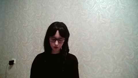 Amomira honeyx online show from 05-25-26, 03:45