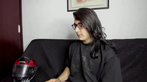 Snapshot of amoneth_xx chatting on 11-24-25, 07:35 Amoneth online show from 11-24-25, 07:35