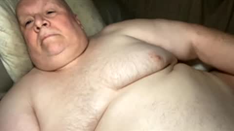 Snapshot of amor196112 chatting on 02-26-26, 05:17 amor196112 online show from 02-26-26, 05:17