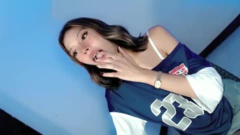 Belle Tylor online show from 01-30-25, 07:18