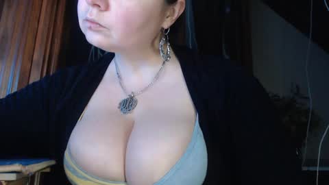 amorelara online show from 01-27-25, 05:58