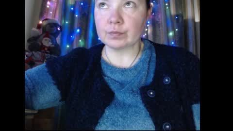 amorelara online show from 11-30-25, 09:24