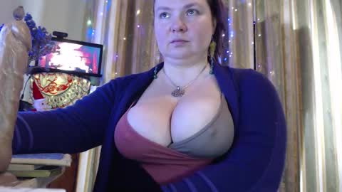 Snapshot of amorelara chatting on 02-06-26, 08:29 amorelara online show from 02-06-26, 08:29