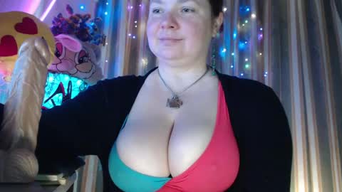 Snapshot of amorelara chatting on 05-14-26, 07:04 amorelara online show from 05-14-26, 07:04
