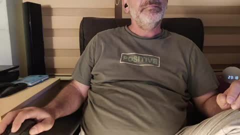 Snapshot of amorlin chatting on 05-12-26, 08:17 AmorLin online show from 05-12-26, 08:17