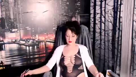 Snapshot of amour_sweet chatting on 11-18-25, 06:45 Sarah online show from 11-18-25, 06:45